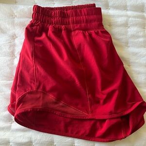 Red Hottie hot shorts (lululemon)